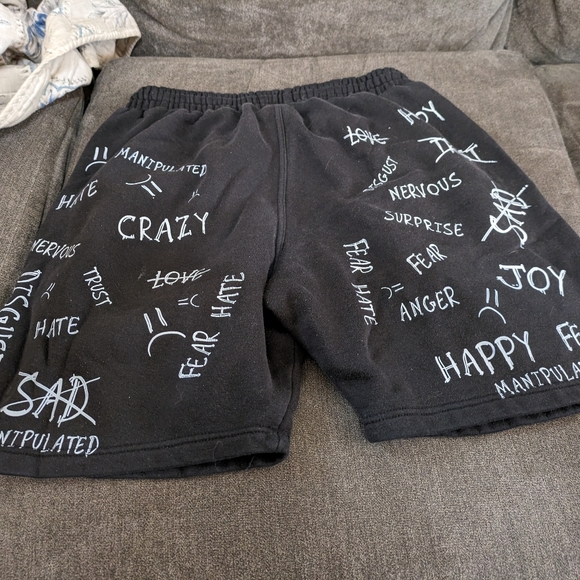 Mixed Emotion Sweat Shorts - Picture 4 of 4